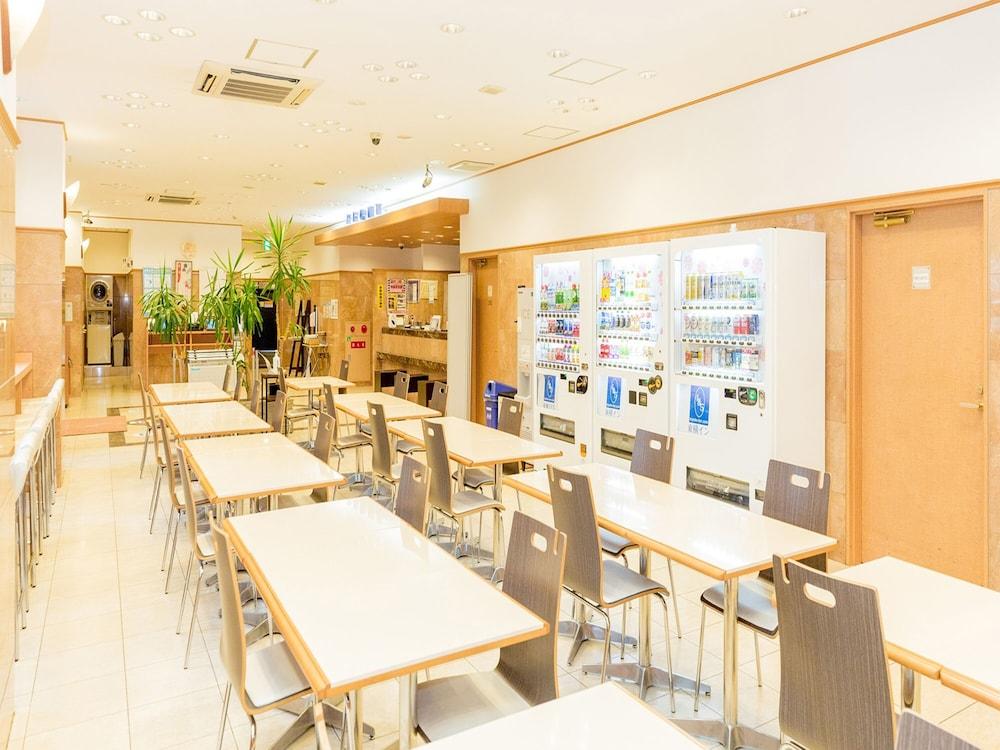 東横イン 千葉みなと駅前 千葉市 エクステリア 写真